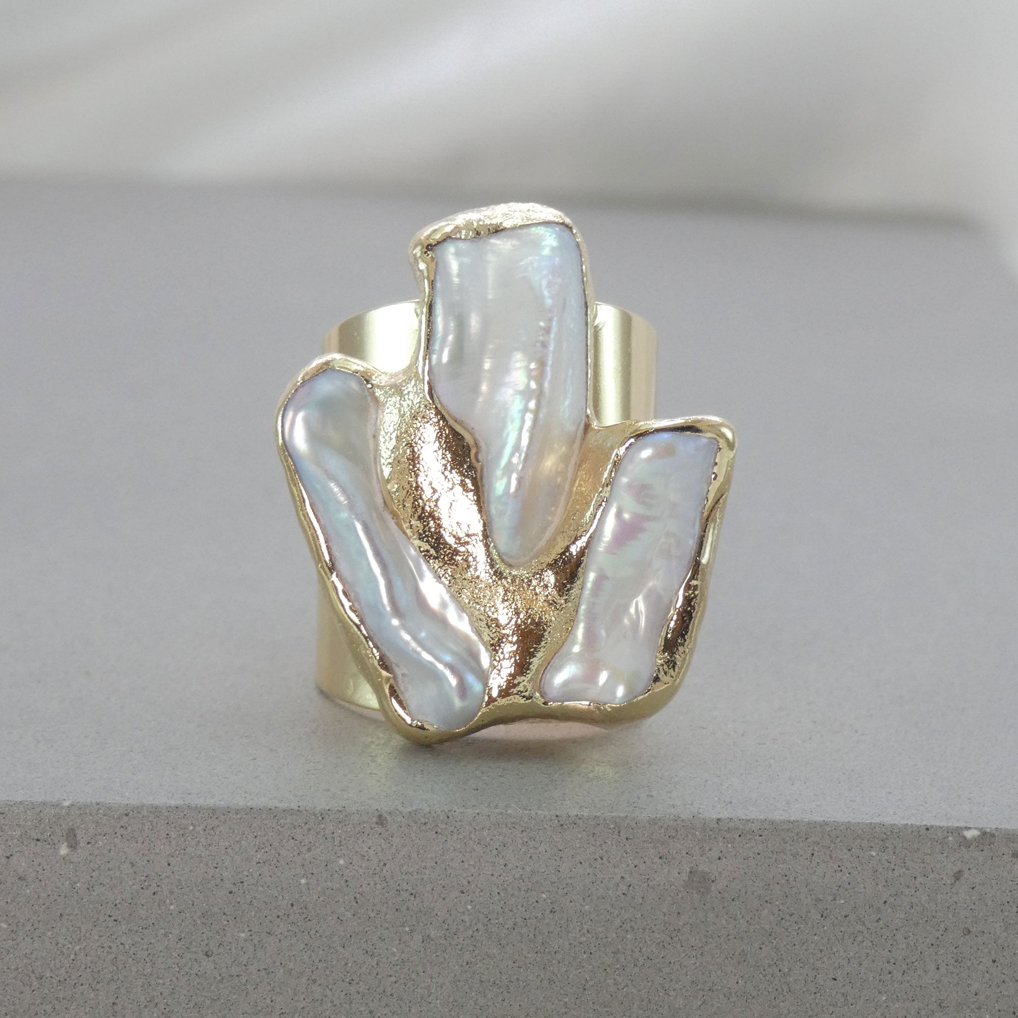 Cluster Gold Pearl Ring